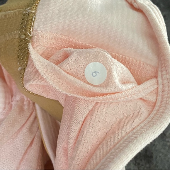 Lululemon no limits tank - Picture 4 of 4